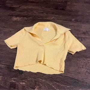 Pastel light Yellow Collared Ribbed Crop Top Luna ivy size small